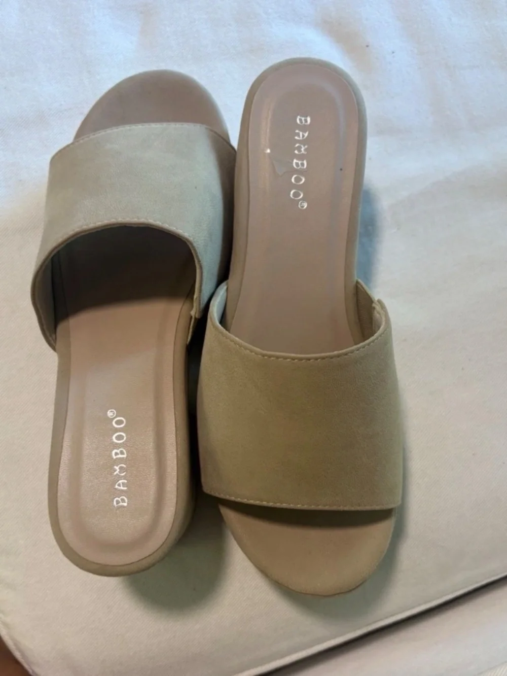 Bamboo Women’s Single-Band Slide Sandals
